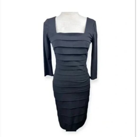 White House Black Market Dresses & Skirts - WHBM Black Dress 🖤